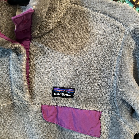 Patagonia Women's Re-Tool Snap-T Fleece Pullover Sweater Small Gray Purple - Picture 3 of 5